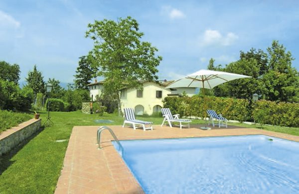 Ferienhaus mit Pool für 4 Personen in Borgo San Lorenzo, Toskana (Mugello): 2 Schlafzimmer, 3 Badezimmer, Klimaanlage, Sat-TV, Spülmaschine, Pool, Wasser 20 km, See 20 km, Waschmaschine